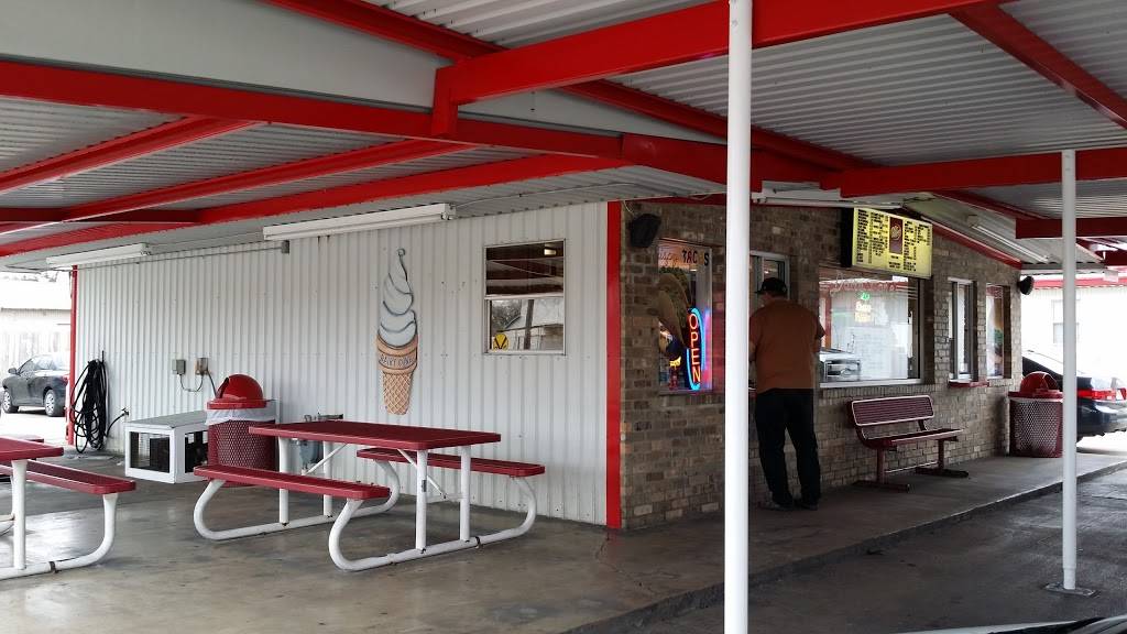 Dairy Cone | restaurant | 836 Walnut St, Columbus, TX 78934, USA | 9797325500 OR +1 979-732-5500