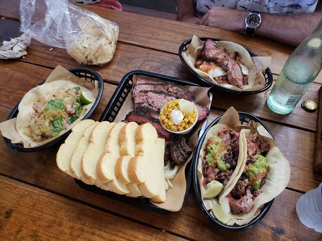 Valentinas Tex Mex BBQ | restaurant | 11500 Manchaca Rd, Austin, TX 78745, USA | 5122214248 OR +1 512-221-4248