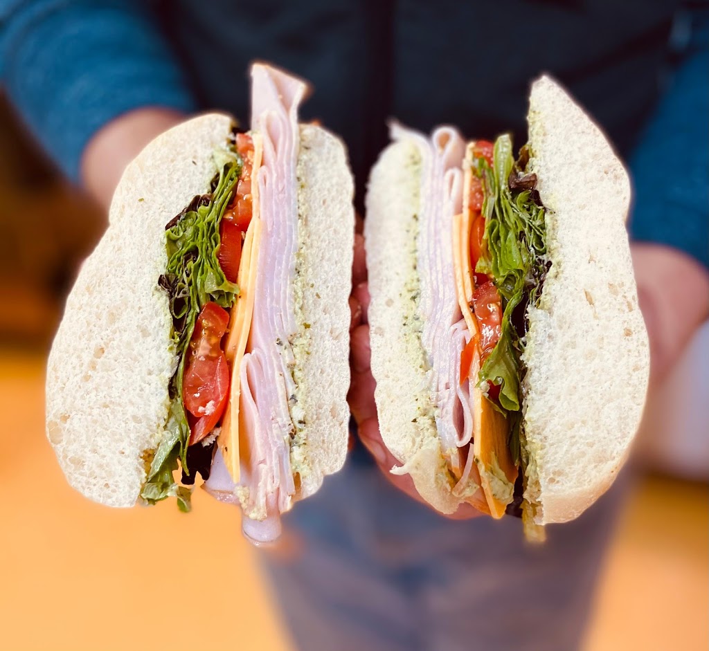 Reef Dog Deli | meal takeaway | 311 Capitola Ave, Capitola, CA 95062, United States | 8318542184 OR +1 831-854-2184