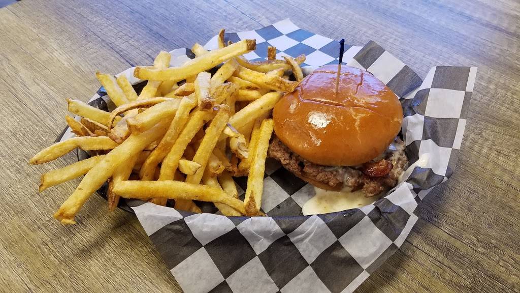 Lemonade House Grille | restaurant | 2711 W Kingshighway, Paragould, AR 72450, USA | 8702159893 OR +1 870-215-9893