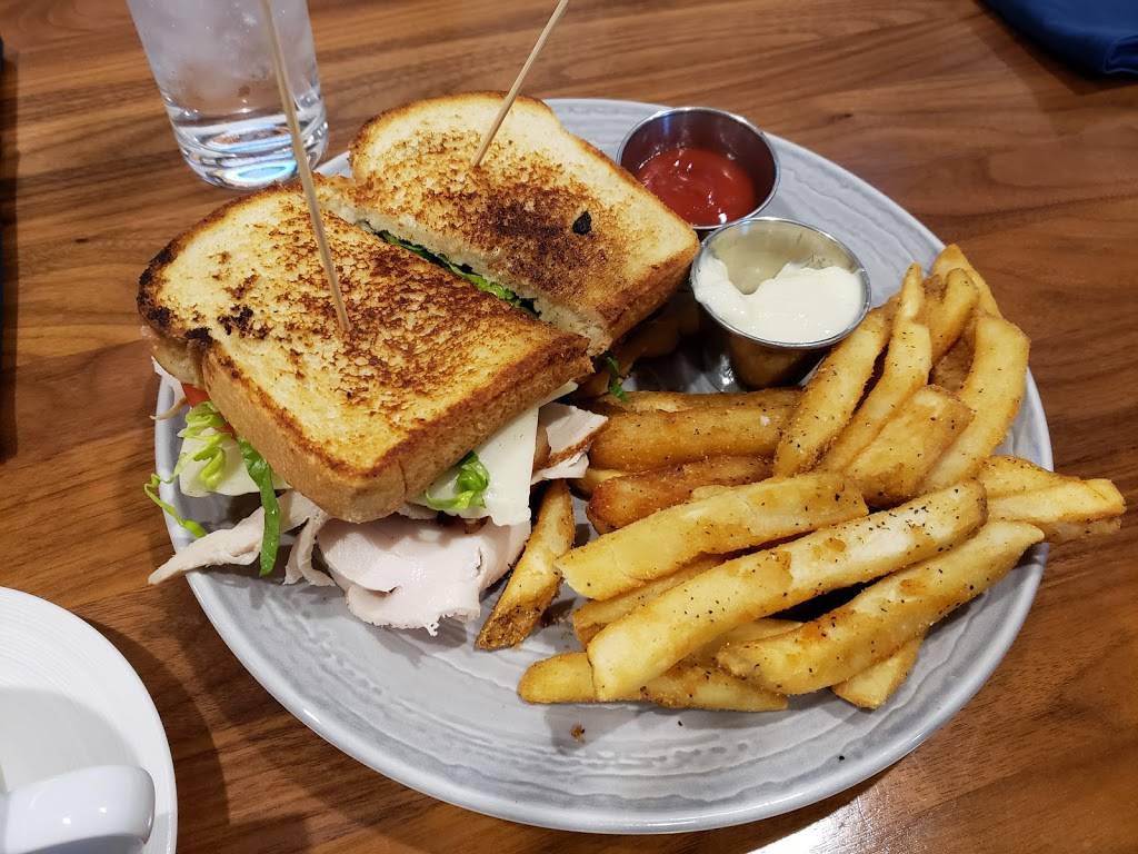 Waters Table | restaurant | 1053 Lake Washington Blvd N, Renton, WA 98056, USA | 4252072240 OR +1 425-207-2240