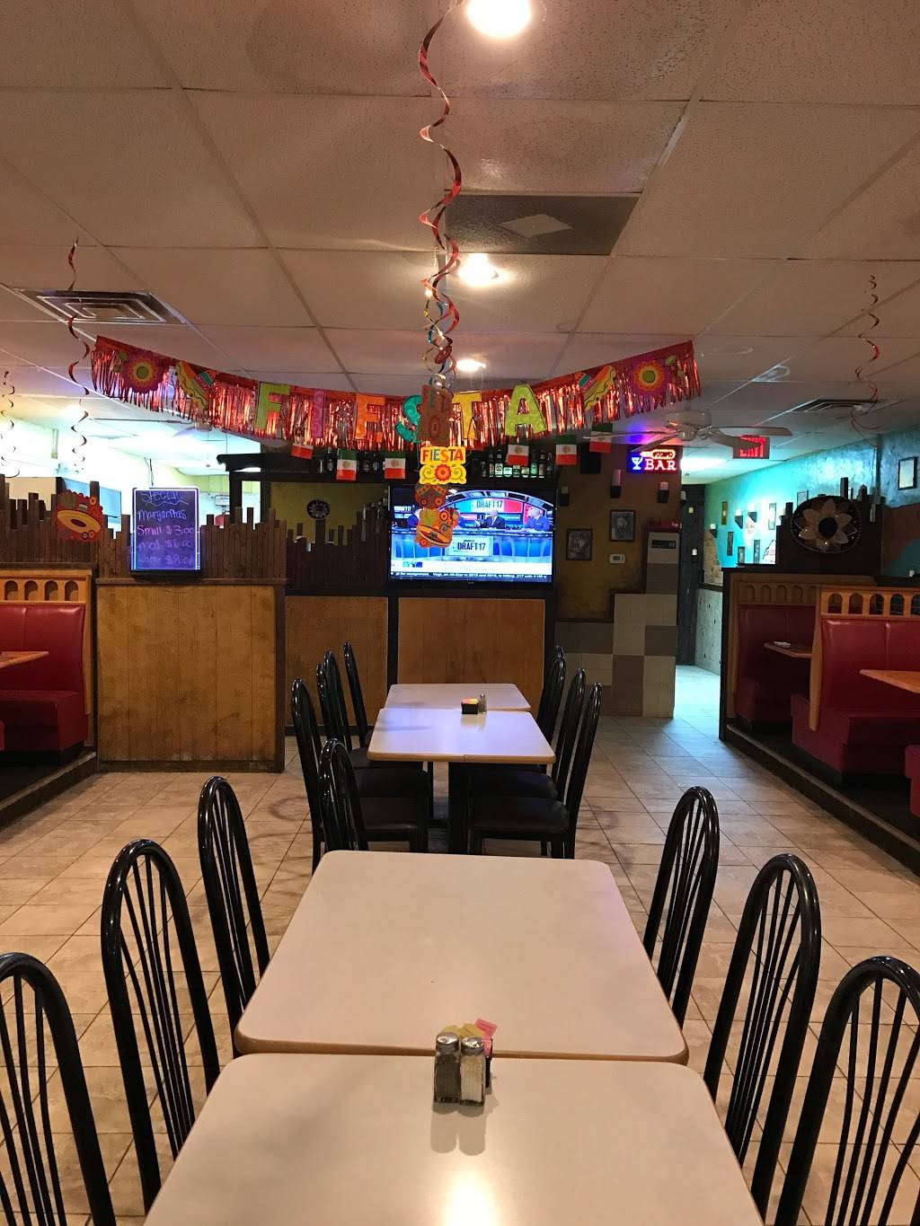 El Paso Mexican Restaurant & Bar LLC | restaurant | 208 N Main St, Belton, SC 29627, USA | 8643921777 OR +1 864-392-1777
