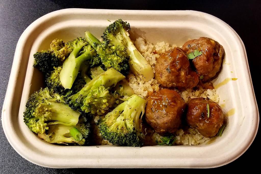 Lolas Fine Kitchen | restaurant | 1615 SW Main St #106, Ankeny, IA 50023, USA | 5152899302 OR +1 515-289-9302