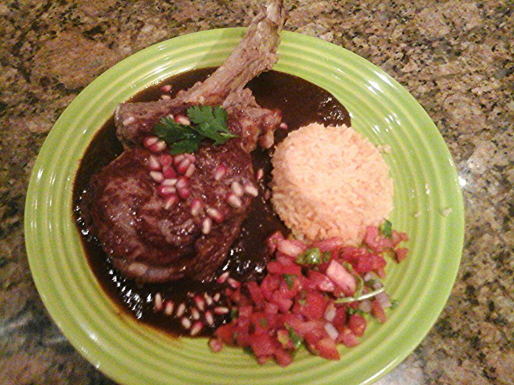 Carisma Restaurante | restaurant | 4042 W Skippack Pike, Schwenksville, PA 19473, USA | 6106155118 OR +1 610-615-5118