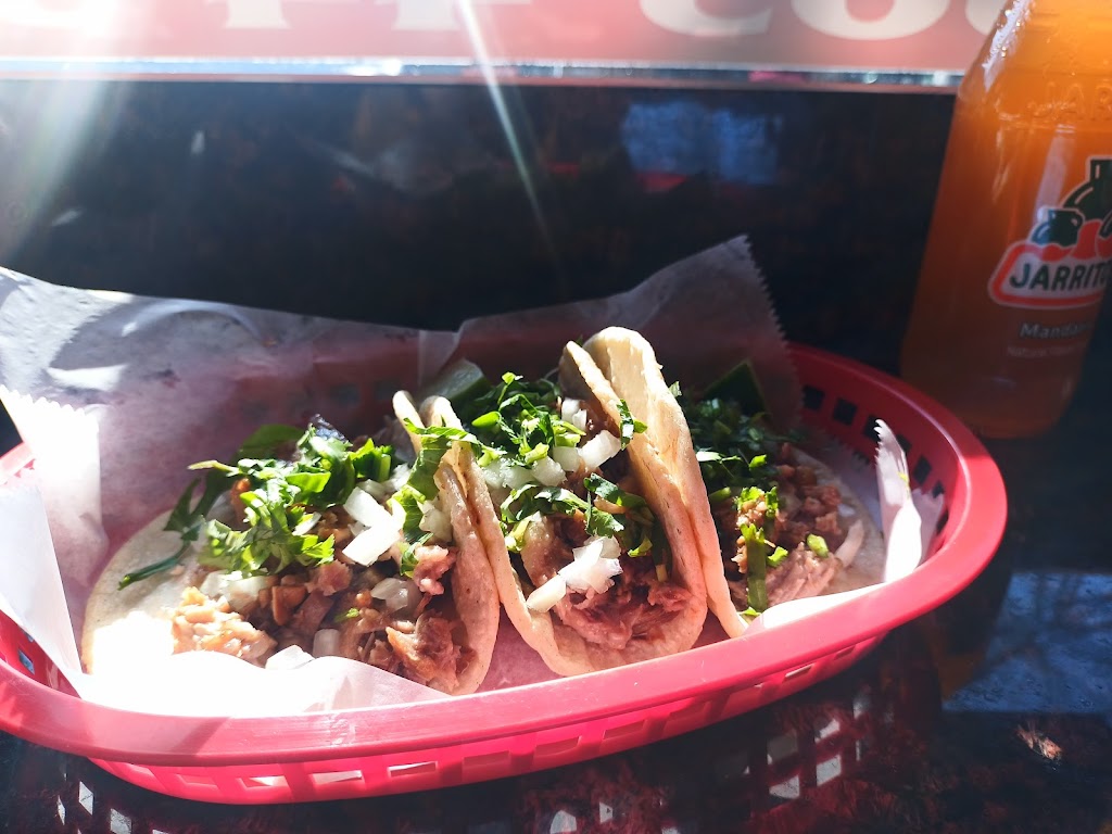 Patys Restaurant Carnitas y otras Delicias | restaurant | 3414 W 26th St, Chicago, IL 60623, USA | 7735654456 OR +1 773-565-4456