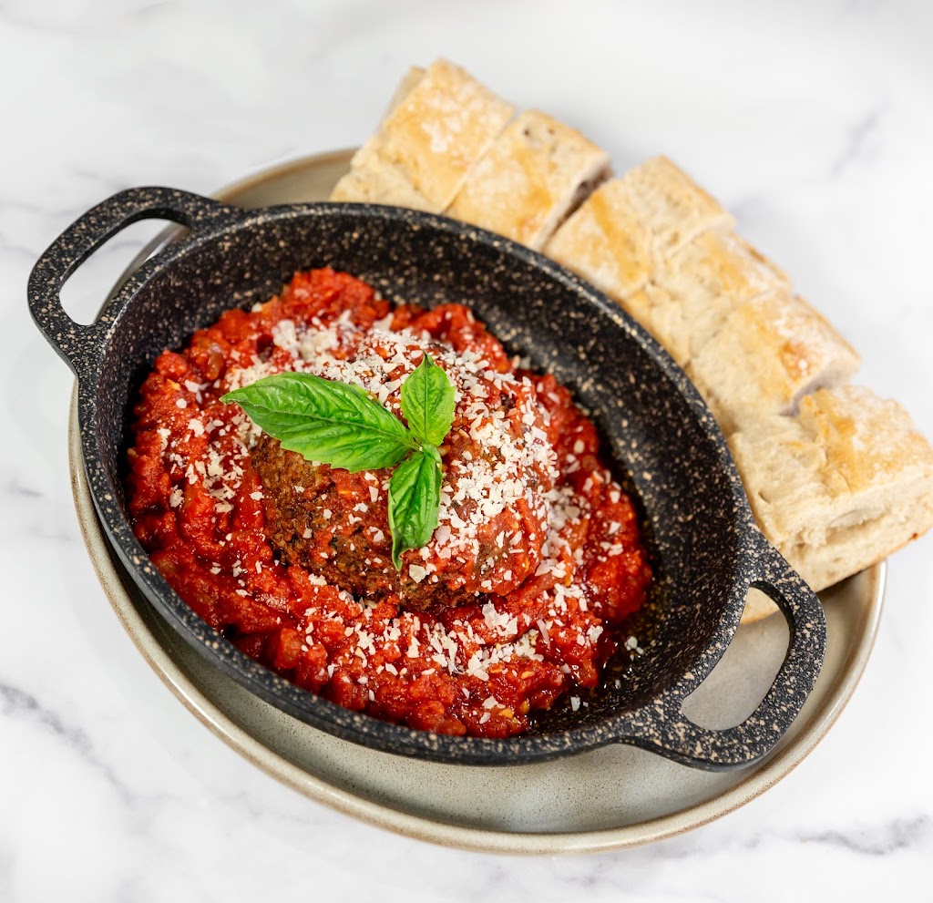 Bistro 2two2 | restaurant | 222 Eden Rd, Lancaster, PA 17601, USA | 7175608450 OR +1 717-560-8450