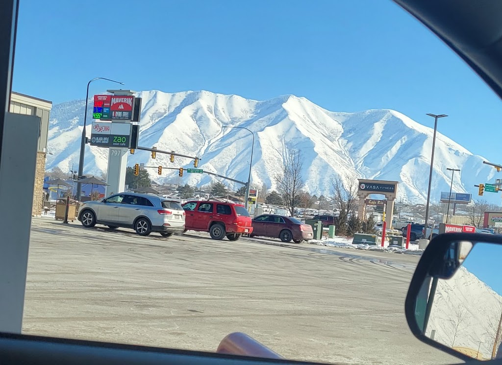 In-N-Out Burger | restaurant | 795 E 800 N, Spanish Fork, UT 84660, USA | 8007861000 OR +1 800-786-1000