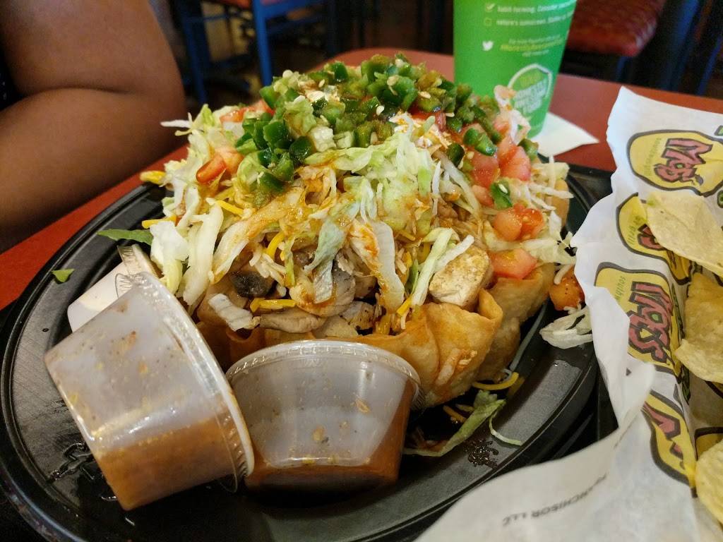 Moes Southwest Grill | restaurant | 697 Poquonock Ave, Windsor, CT 06095, USA | 8602191435 OR +1 860-219-1435