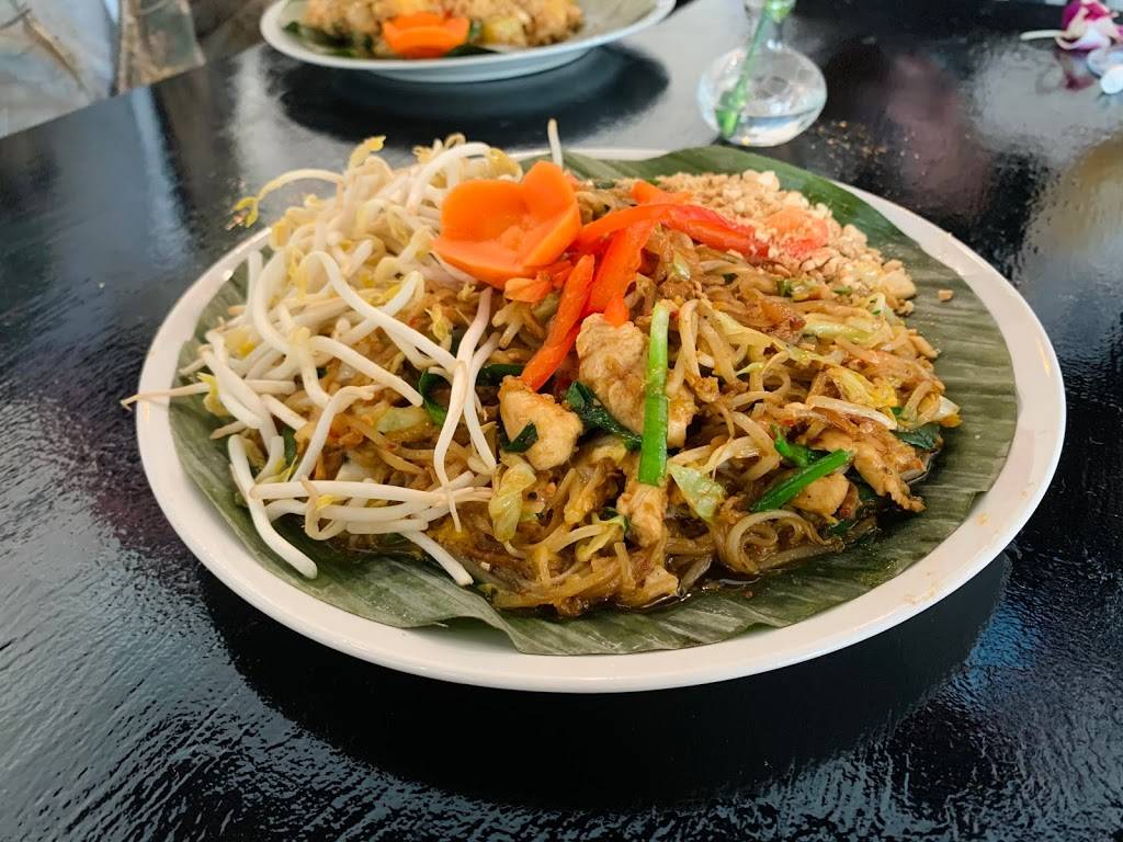 KRAVE Thai Restaurant | restaurant | 22250 Bulverde Rd Ste 118, San Antonio, TX 78259, USA | 2107573070 OR +1 210-757-3070