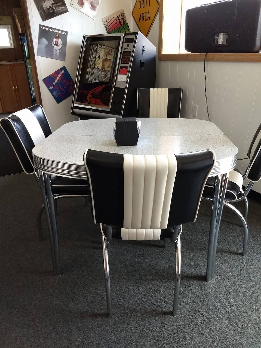 Deanos Pizza | restaurant | 619 W Houghton Ave, West Branch, MI 48661, USA | 9893452393 OR +1 989-345-2393