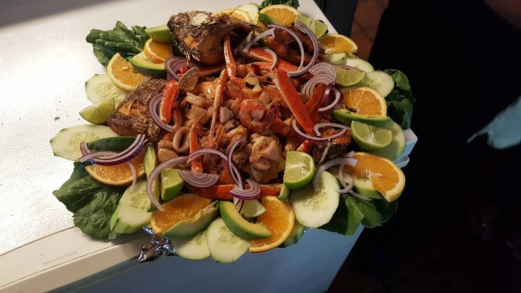 Boca Del Rio | restaurant | 1733, 3706 Whittier Blvd, Los Angeles, CA 90023, USA | 3232631826 OR +1 323-263-1826