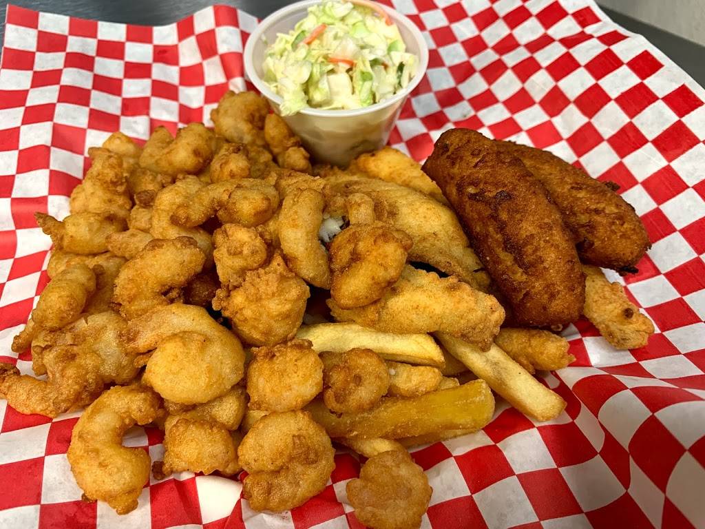 Carolina Fish Fry Co | restaurant | 103 Western Blvd, Jacksonville, NC 28546, USA | 9103331180 OR +1 910-333-1180