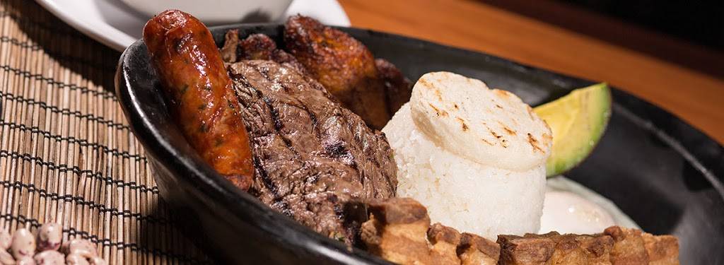 Los Frijolitos Colombian Restaurant | restaurant | 9905 Pines Blvd, Pembroke Pines, FL 33024, USA | 9544330588 OR +1 954-433-0588