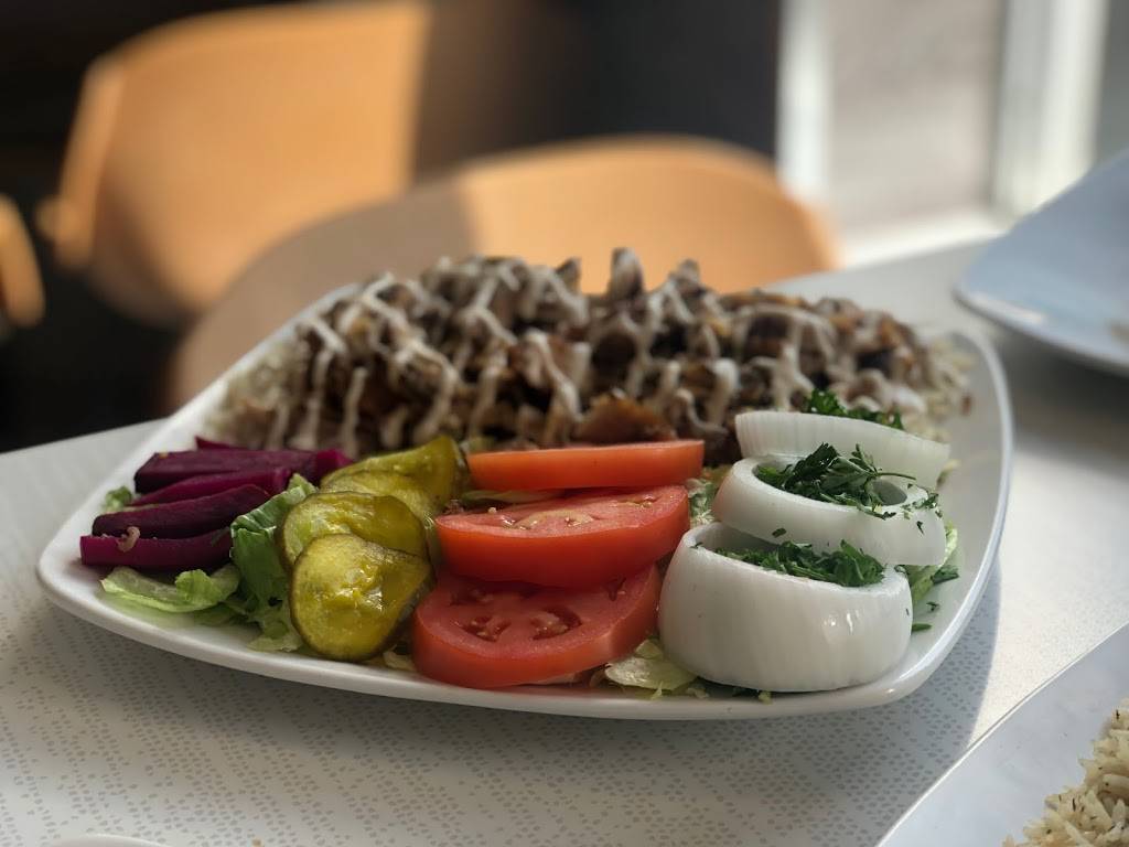 Shawarma Flavors | restaurant | 755 Dundas St W, Mississauga, ON L5C 3B6, Canada | 9052707270 OR +1 905-270-7270