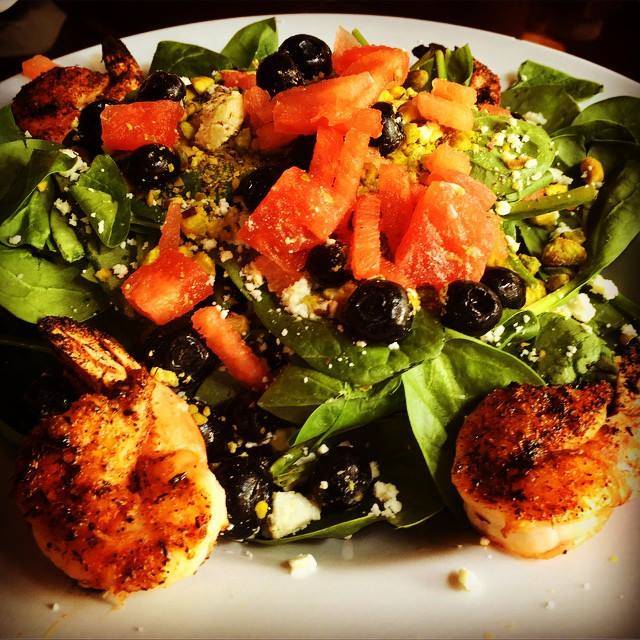 Two Georges Waterfront Grille | restaurant | 728 Casa Loma Blvd, Boynton Beach, FL 33435, USA | 5617362717 OR +1 561-736-2717