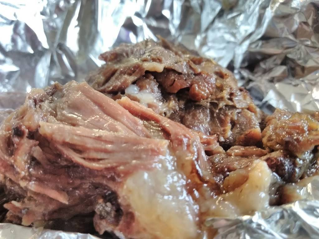 Morenita Barbacoa | restaurant | 4302 S Flores St, San Antonio, TX 78214, USA | 2104092783 OR +1 210-409-2783