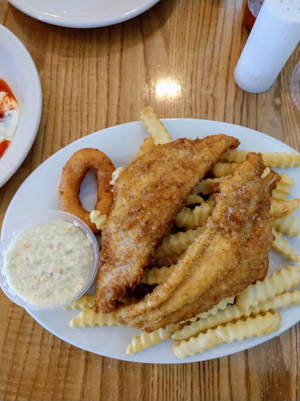 Mayflower Seafood Restaurant | restaurant | 3301 Capital Blvd, Raleigh, NC 27604, USA | 9198759007 OR +1 919-875-9007