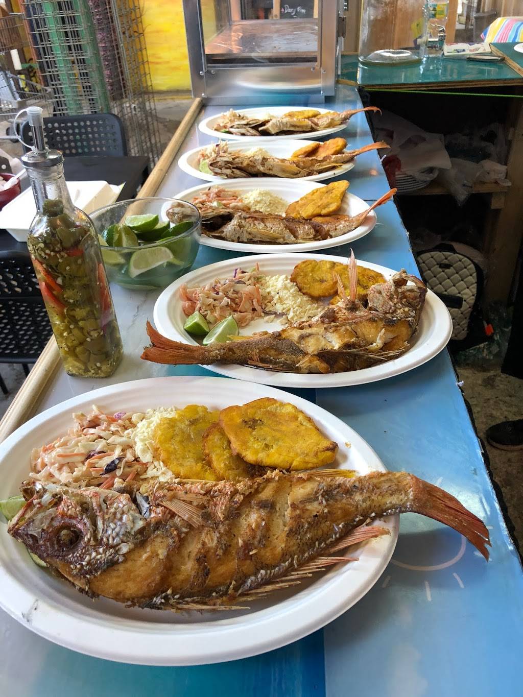La Fosforera-LaGuaira Seafood | restaurant | #208 & #292, 1940 N 30th Rd, Hollywood, FL 33021, USA | 9548604673 OR +1 954-860-4673
