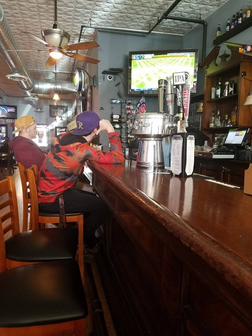 Main Street PourHouse | restaurant | 214 Main St, Woodstock, IL 60098, USA | 8155277210 OR +1 815-527-7210