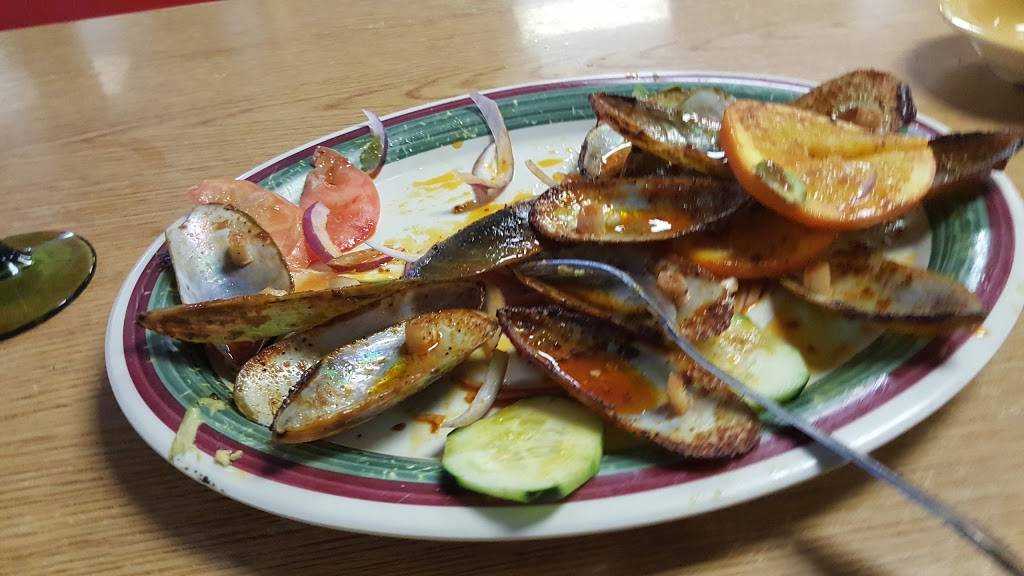 Las Islas Marias | restaurant | 4770 W Grand Ave, Chicago, IL 60639, USA | 7736378233 OR +1 773-637-8233