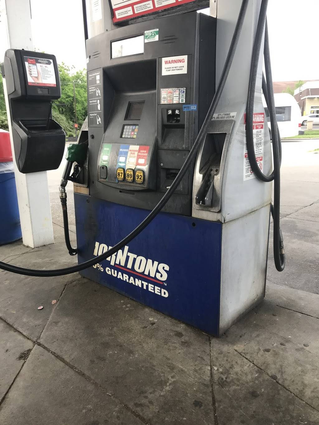 Thorntons | bakery | 2291 Elkhorn Rd, Lexington, KY 40505, USA | 8592996707 OR +1 859-299-6707