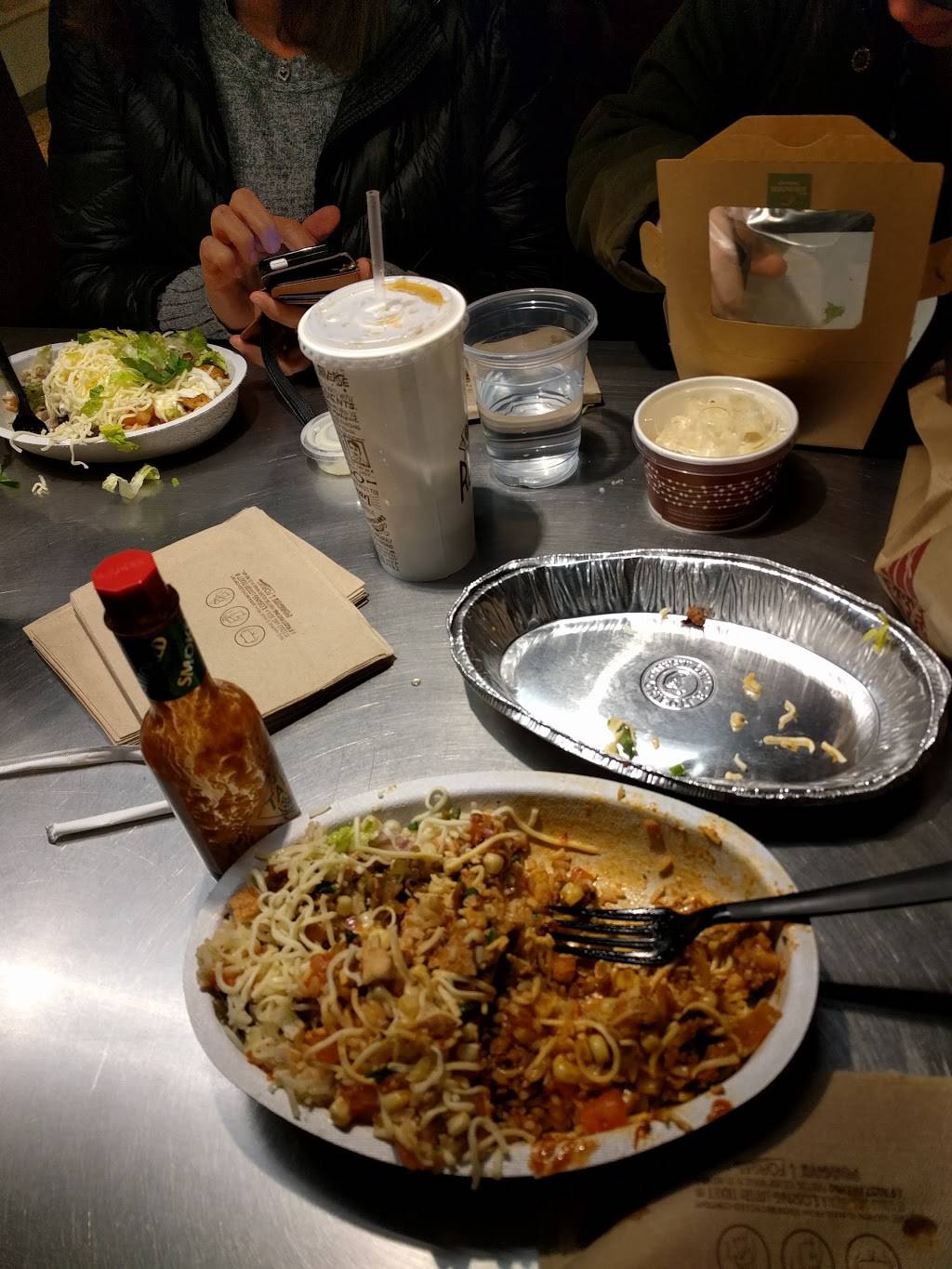 Chipotle Mexican Grill | restaurant | 528 Jericho Turnpike Ste A, Mineola, NY 11501, USA | 5162940709 OR +1 516-294-0709