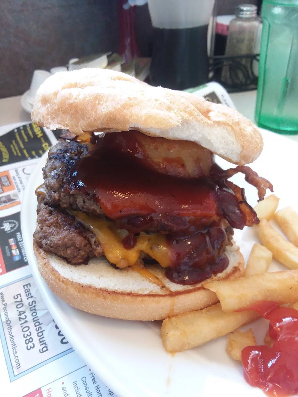 Valley View Diner | restaurant | 570 Nazareth Pike, Nazareth, PA 18064, USA | 6107597622 OR +1 610-759-7622