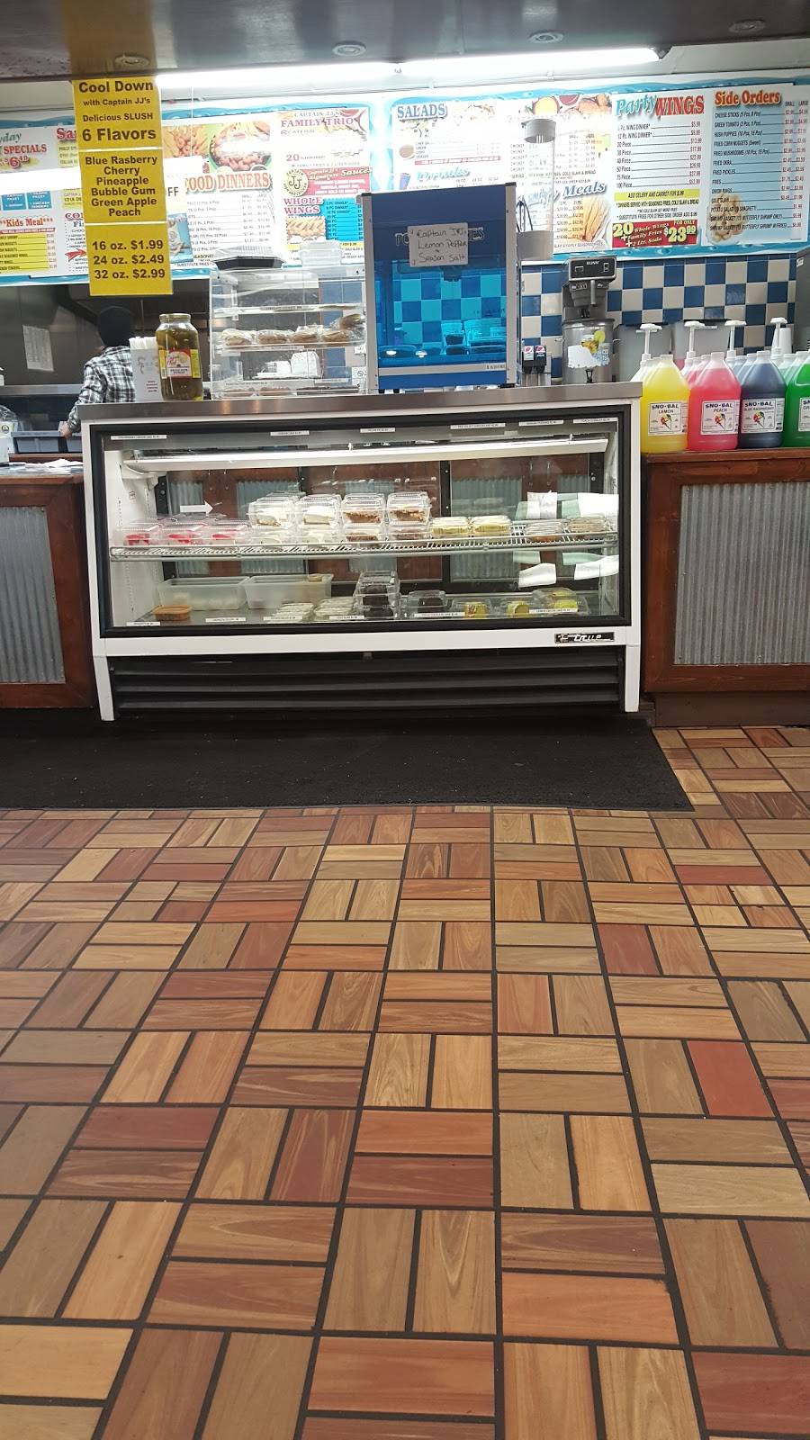 JJs Fish & Chicken | restaurant | 1964 S 3rd St, Memphis, TN 38109, USA | 9017468715 OR +1 901-746-8715