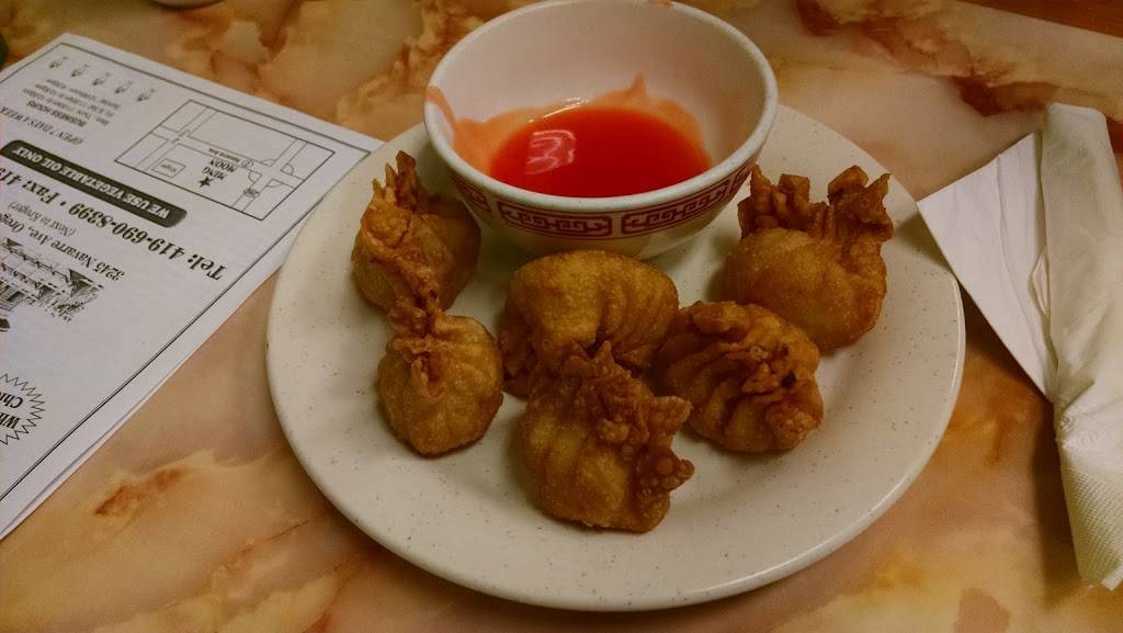 Ming Moon | restaurant | 3245 Navarre Ave, Oregon, OH 43616, USA | 4196908399 OR +1 419-690-8399