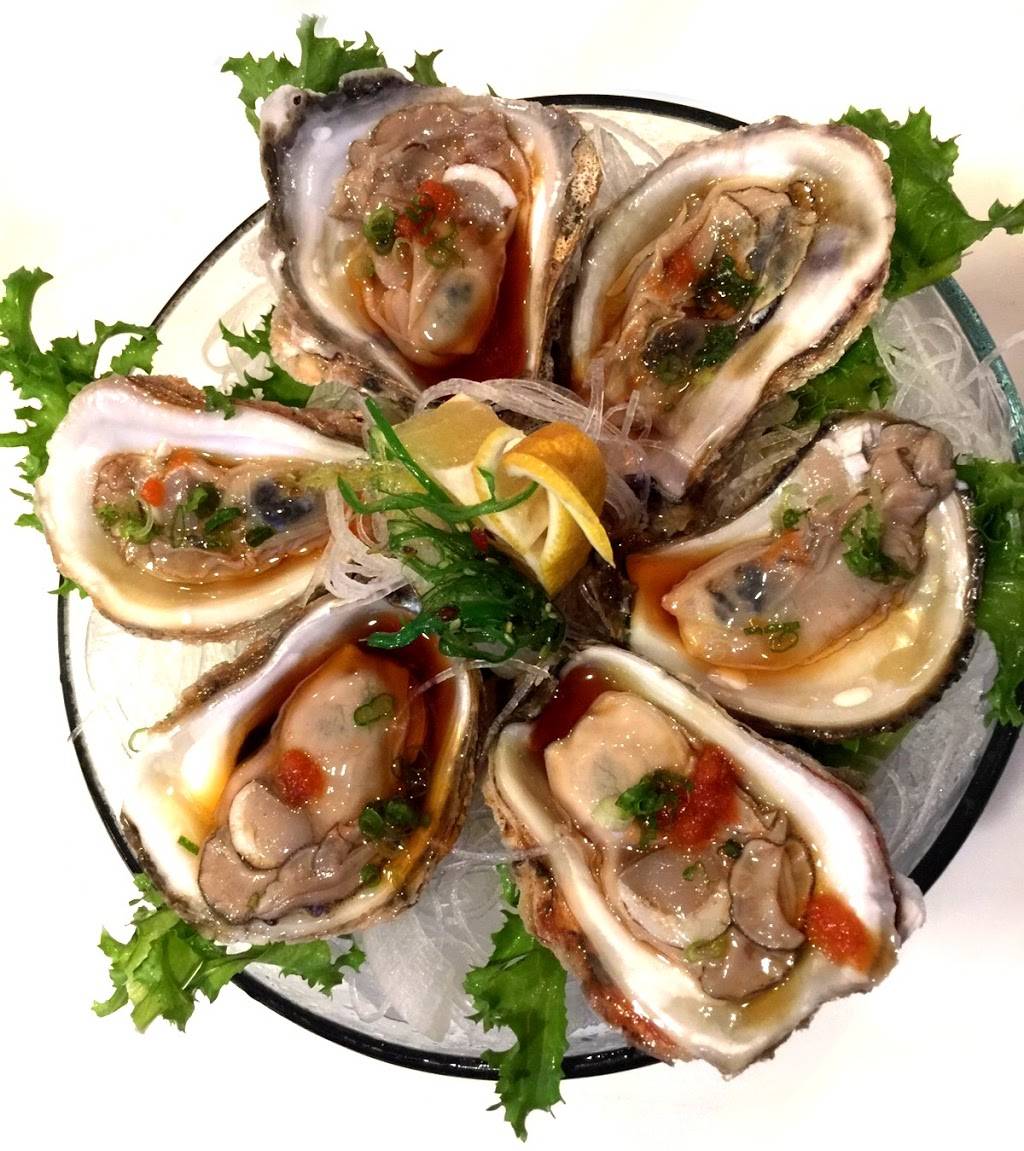 Sushi Gem Asian Bistro | restaurant | 17230 US-17 #124, Hampstead, NC 28443, USA | 9108211285 OR +1 910-821-1285