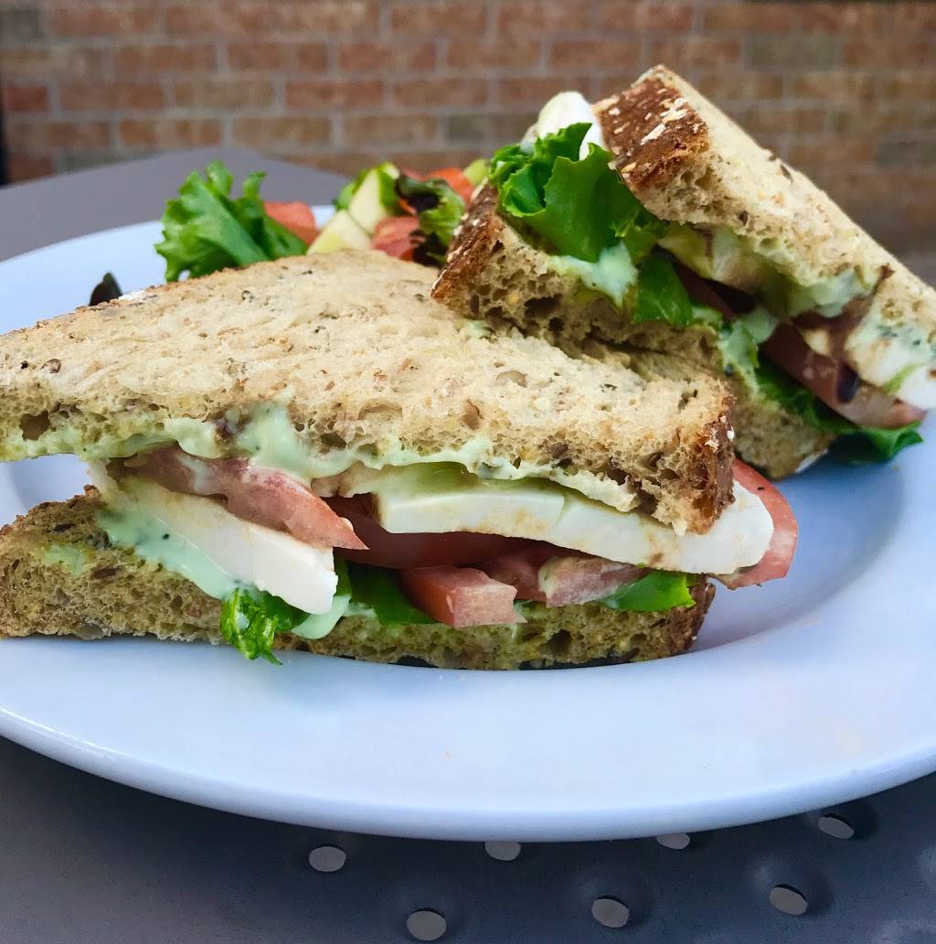 Cuchulainns Irish Pub | restaurant | 158 Queen St S, Mississauga, ON L5M 1K8, Canada | 9058213790 OR +1 905-821-3790