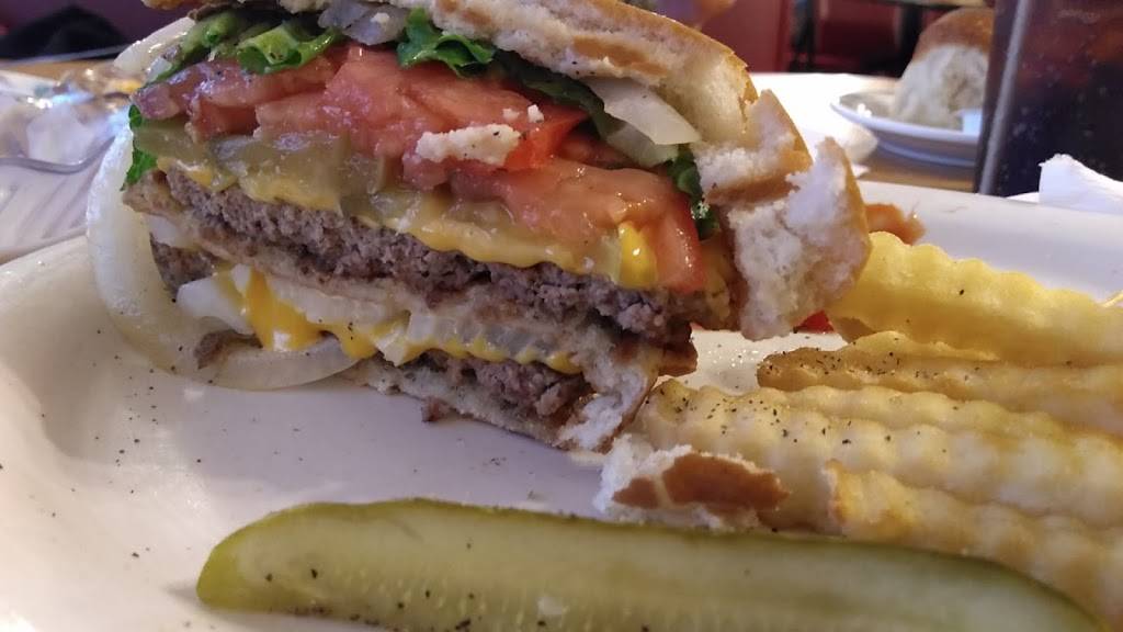 Jeanies Redwood Restaurant | restaurant | 2813 Washington Blvd, Belpre, OH 45714, USA | 7404237745 OR +1 740-423-7745