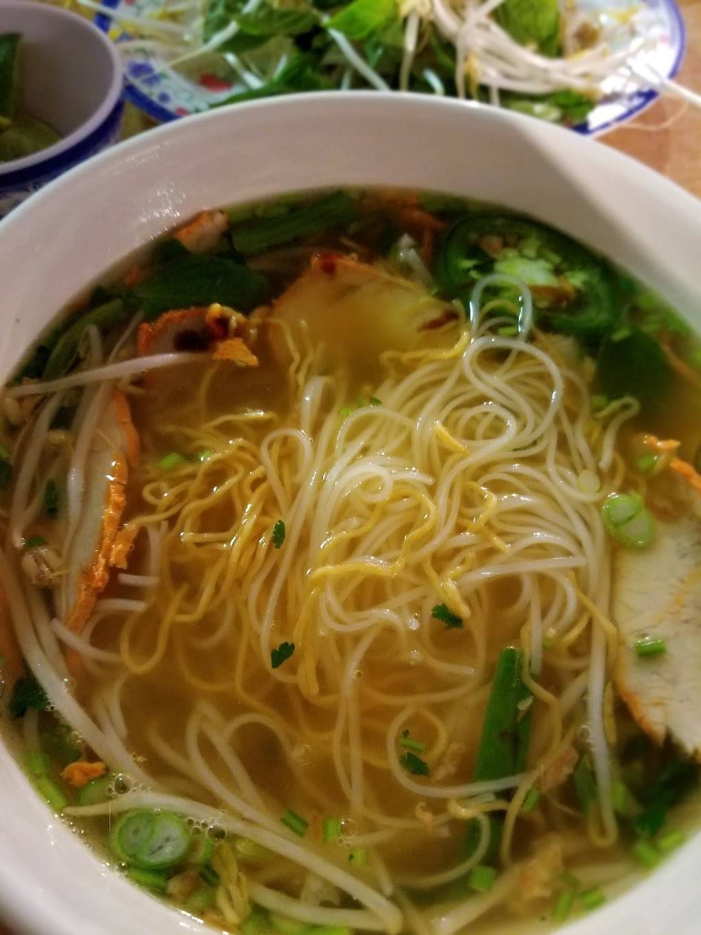 Bida Saigon | restaurant | 8078 Kingston Pike, Knoxville, TN 37919, USA | 8656945999 OR +1 865-694-5999