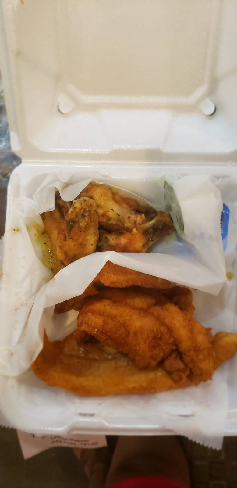 Wing Express Deli | restaurant | 1509 Main St, Tupelo, MS 38801, USA | 6622692878 OR +1 662-269-2878