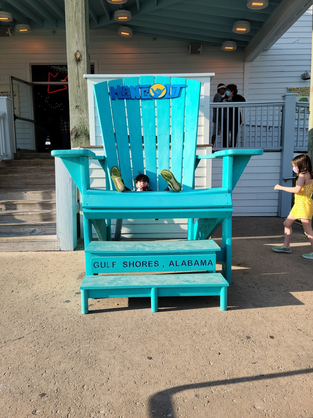 The Hangout Gulf Shores | restaurant | 101 E Beach Blvd, Gulf Shores, AL 36542, USA | 2519483030 OR +1 251-948-3030
