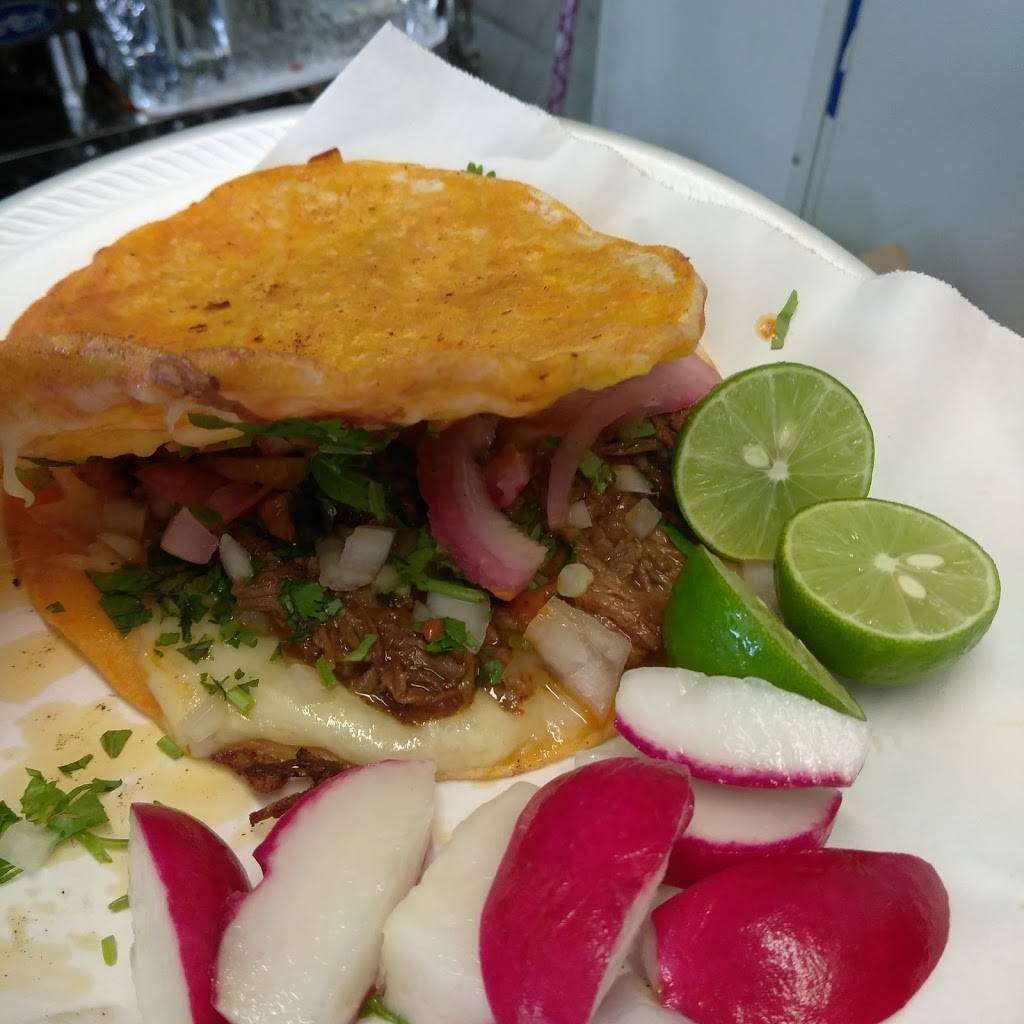 Birrieria Tijuana | restaurant | 101 S Main St, Elgin, TX 78621, USA | 5124124121 OR +1 512-412-4121