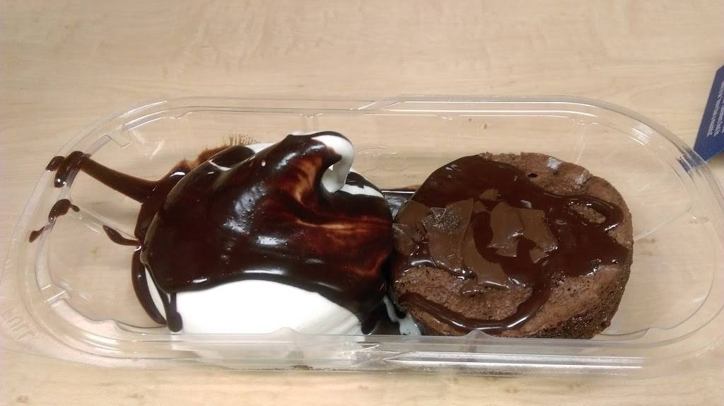 Dairy Queen | restaurant | 1500 US-377, Roanoke, TX 76262, USA | 9528300200 OR +1 952-830-0200