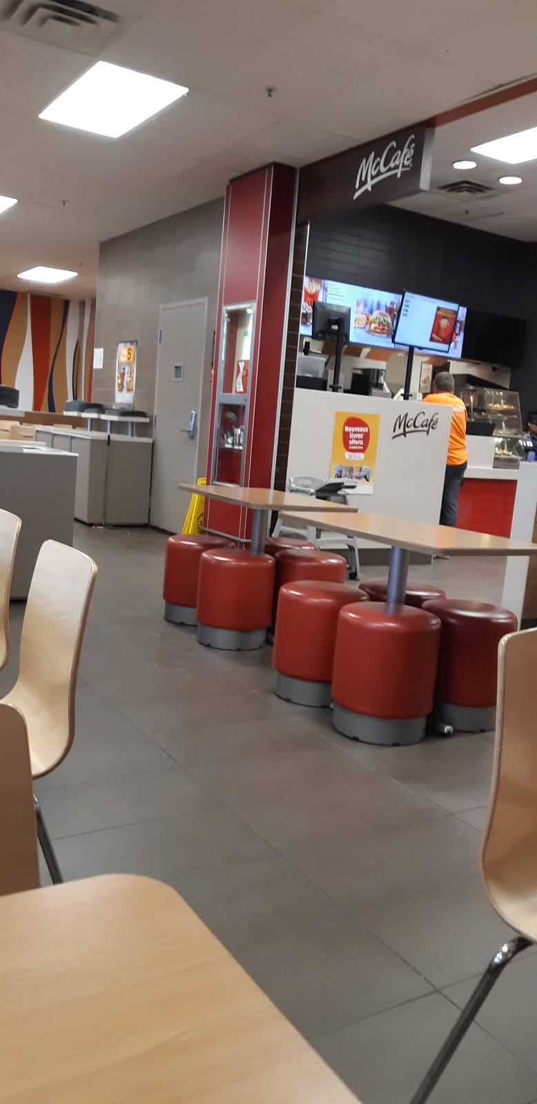 McDonalds | cafe | 401 Boulevard Curé-Labelle, Rosemère, QC J7A 3T2, Canada | 4509796633 OR +1 450-979-6633