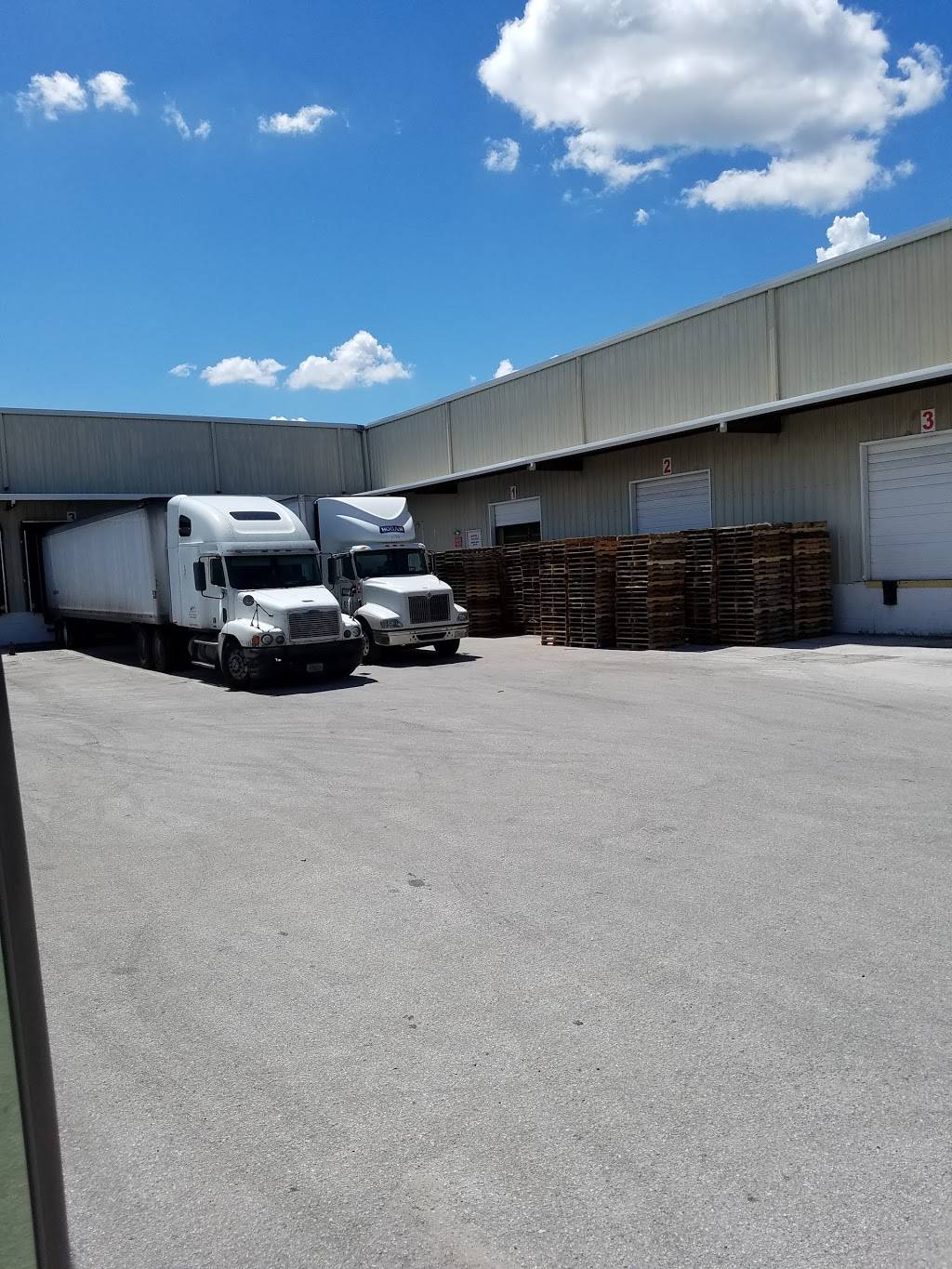 The Florida Brewery Beer Garden | restaurant | 202 Gandy Rd, Auburndale, FL 33823, USA | 8639651825 OR +1 863-965-1825