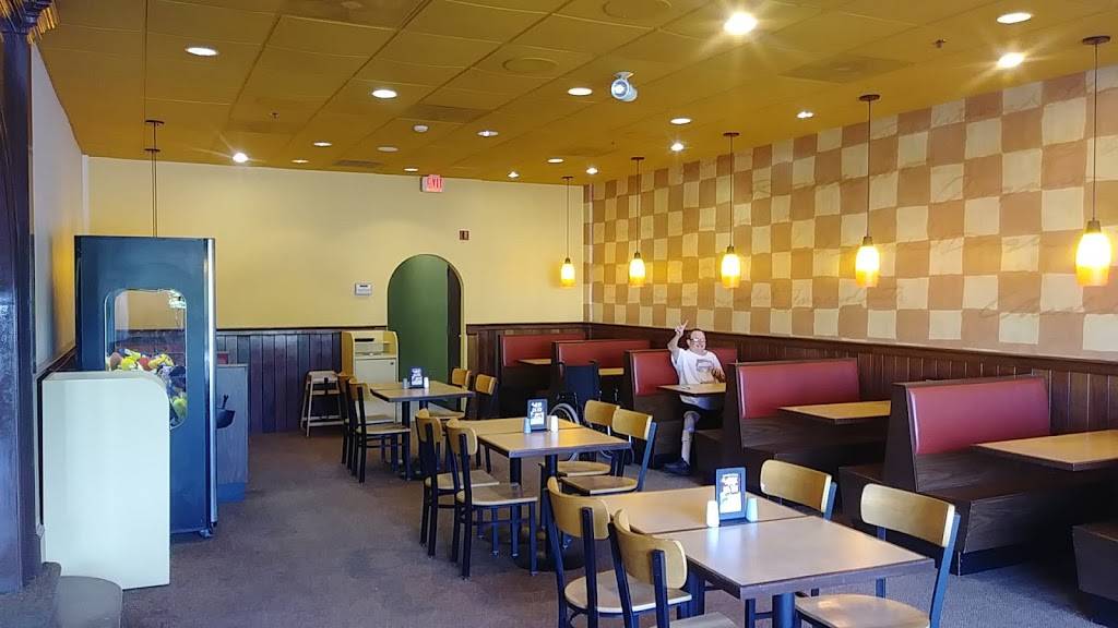 Papa Ginos | restaurant | 10 C North Meadows Road, Medfield, MA 02052, USA | 5083592040 OR +1 508-359-2040