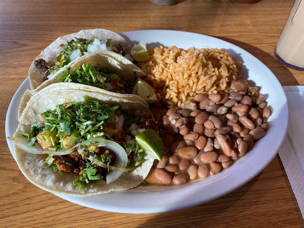 Rio Bravito | restaurant | 7802 Center Blvd SE, Snoqualmie, WA 98065, USA | 4252929321 OR +1 425-292-9321