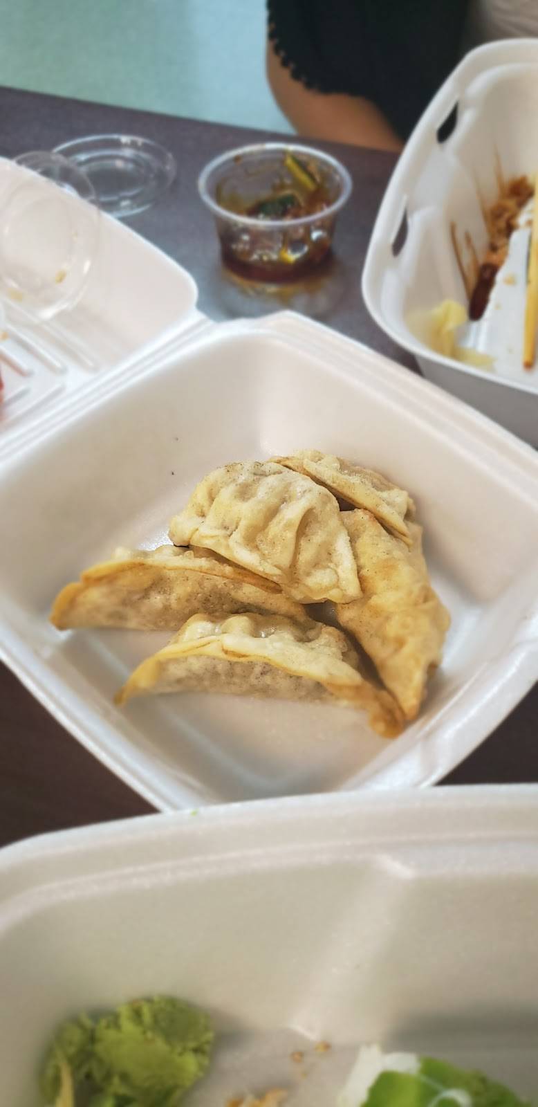 Khins Sushi | restaurant | 839 Eastern Bypass, Richmond, KY 40475, USA | 8594338282 OR +1 859-433-8282