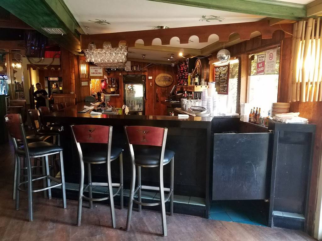 Sea Hut | restaurant | 5611 US-19, Palmetto, FL 34221, USA | 9417221622 OR +1 941-722-1622