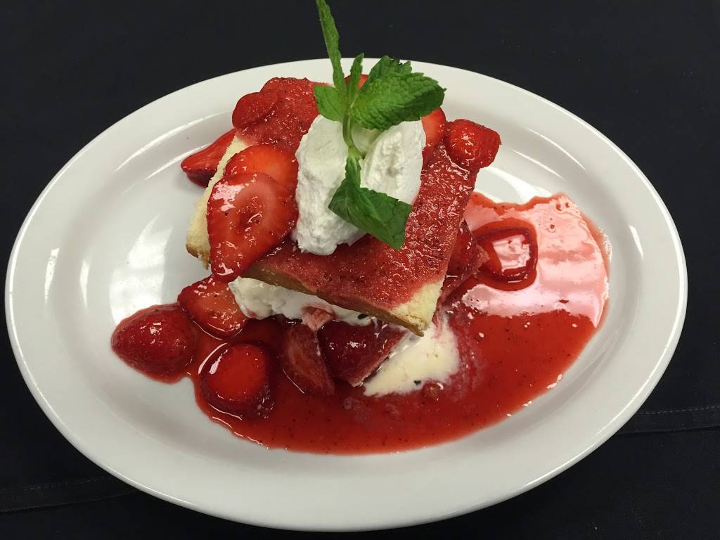 Mauricios Grill & Cantina | restaurant | 10700 Rosedale Hwy, Bakersfield, CA 93312, USA | 6615895292 OR +1 661-589-5292