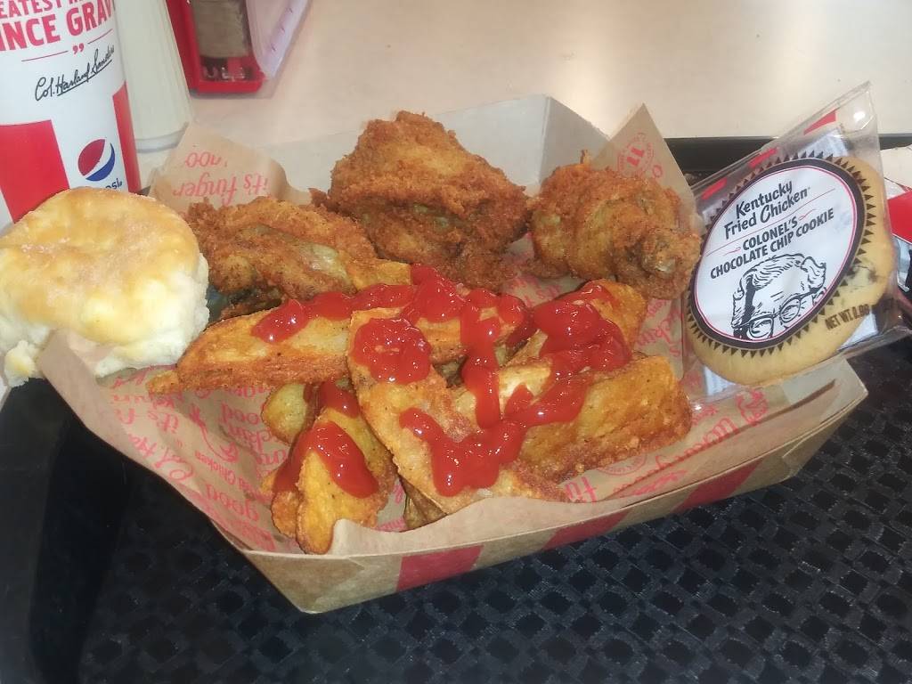 KFC | restaurant | 1601 N Federal Hwy, Boca Raton, FL 33432, USA | 5617178061 OR +1 561-717-8061