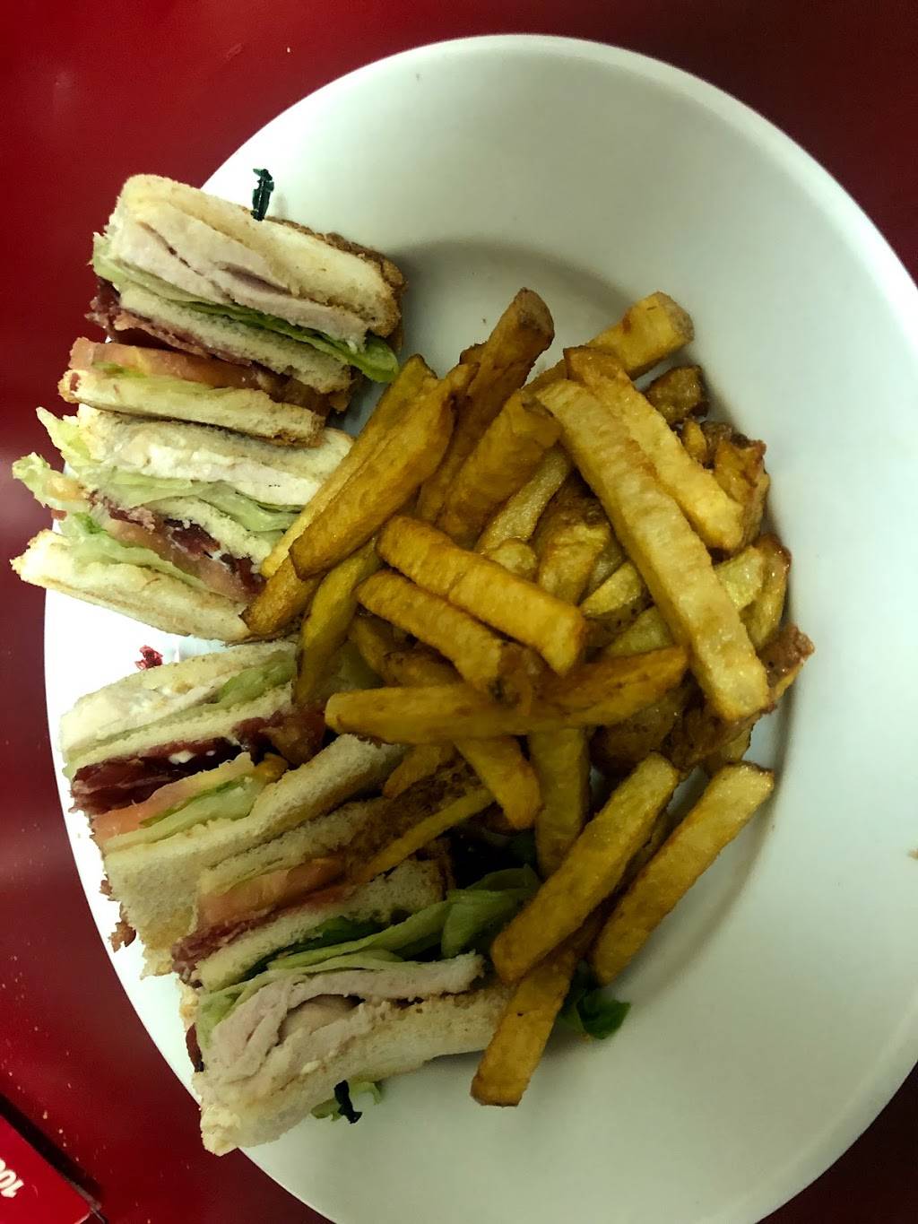 Knuckleheads Bar & Grill | restaurant | 6092 Main St, Niagara Falls, ON L2G 5Z9, Canada | 2892962062 OR +1 289-296-2062