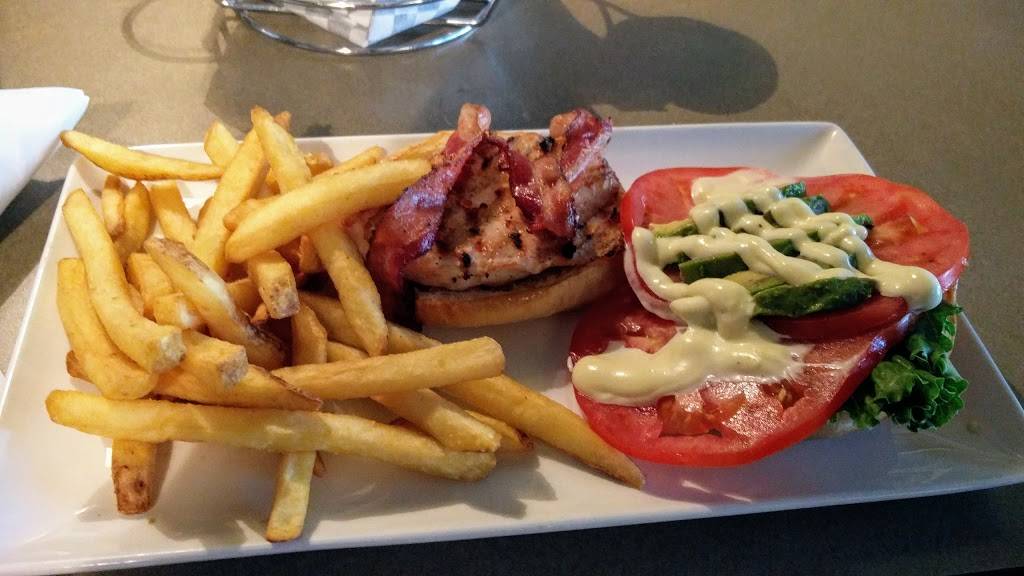 Jose’s Bar and Grill | restaurant | 215 Talbot St W, Leamington, ON N8H 1N8, Canada | 5193220182 OR +1 519-322-0182