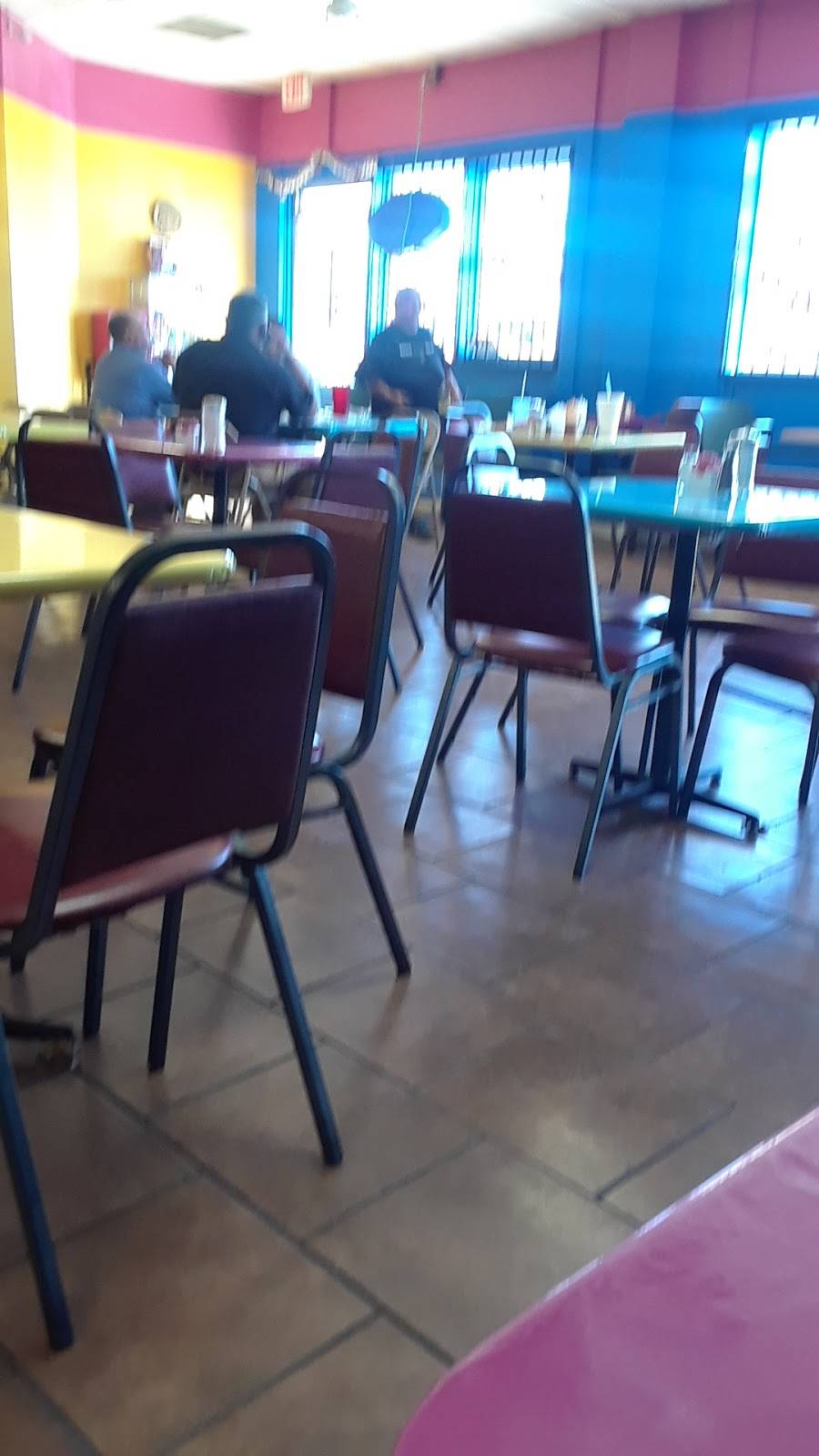 Panchos Mexican Restaurant | restaurant | 1005 Enrique M. Barrera Pkwy, San Antonio, TX 78237, USA | 2104332800 OR +1 210-433-2800