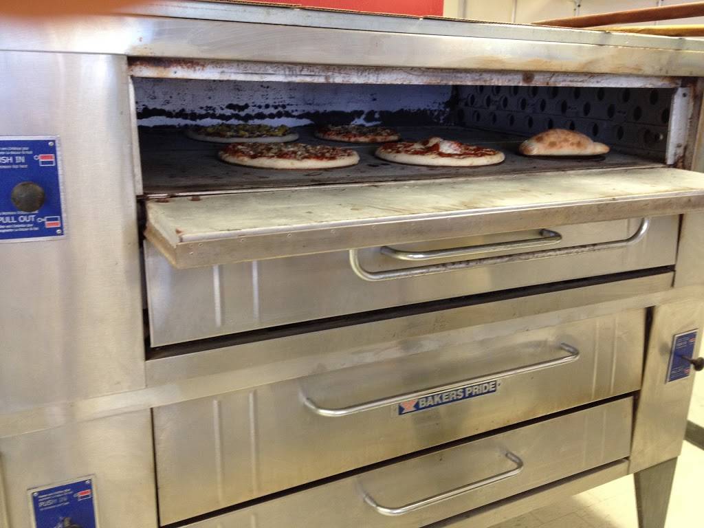 10 Buck Pizza Ingersoll | restaurant | 10 Bell St, Ingersoll, ON N5C 2N5, Canada | 5194853222 OR +1 519-485-3222