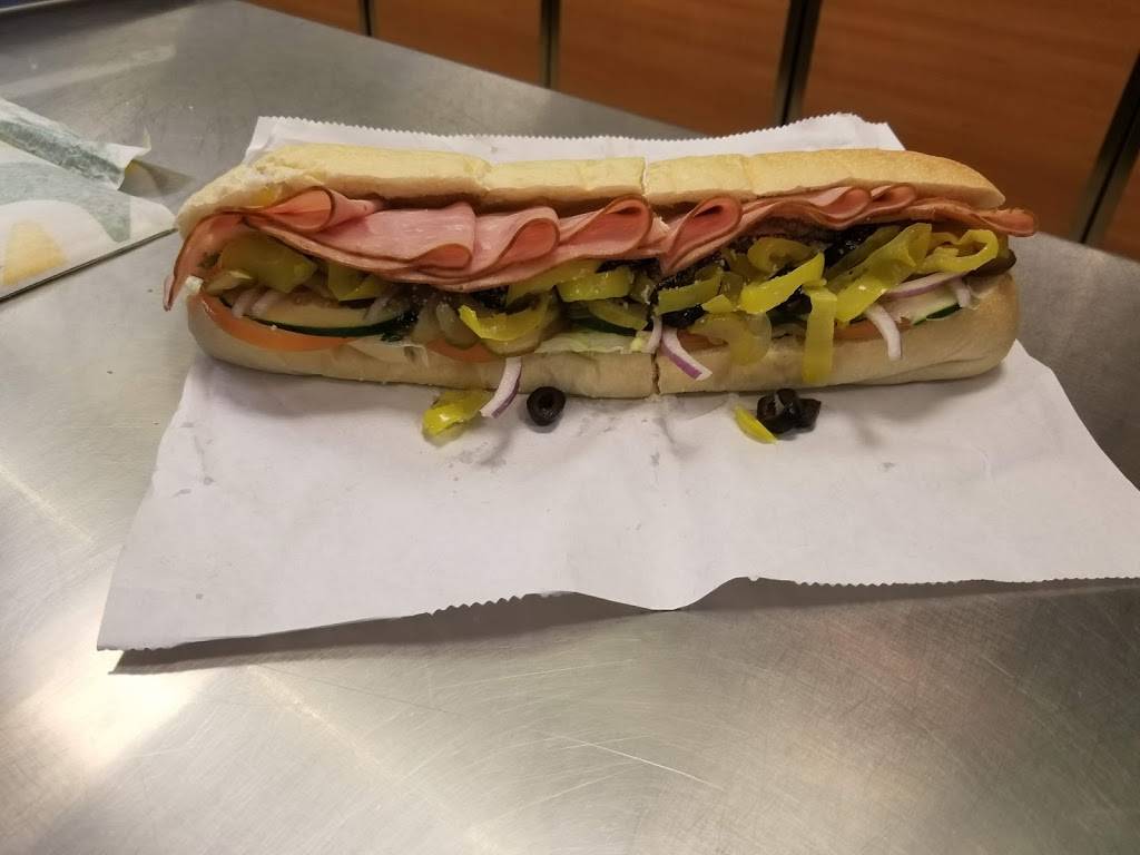 Subway Restaurants | restaurant | 1840 Fulton Ave, Sacramento, CA 95825, USA | 9164819999 OR +1 916-481-9999